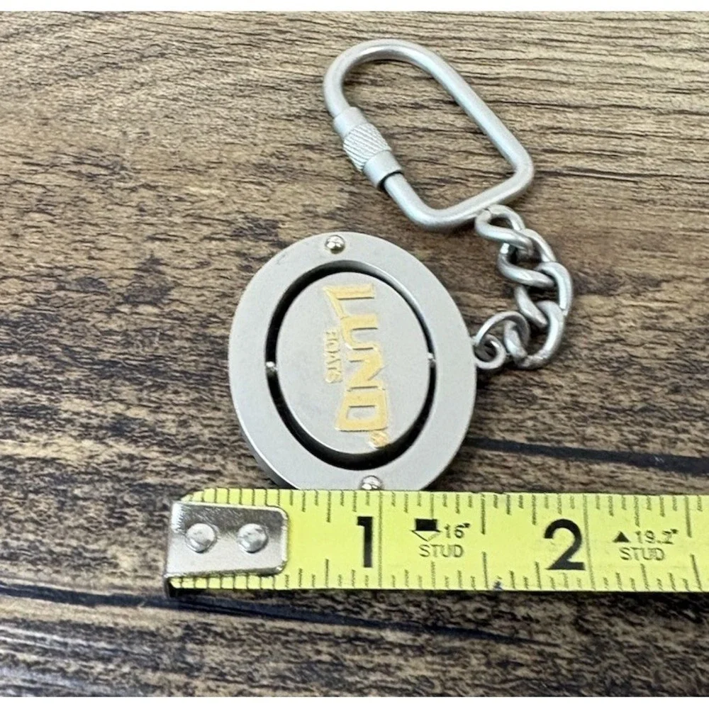 Lund Boats Metal Swivel Keychain Key Ring Fob Oval Boat Carabiner